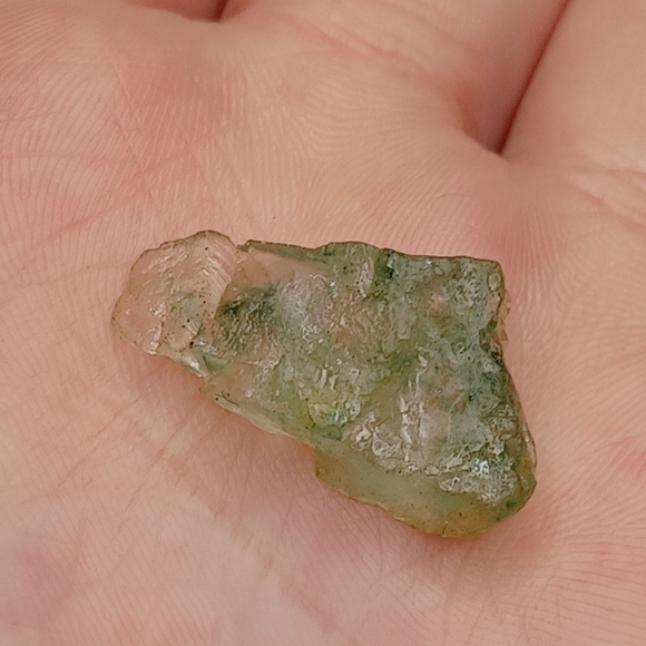 🌟  11.30Cts. Natural Green Zambian Emerald Uncut Raw Gemstone Rough Specimen - Picture 3 of 6